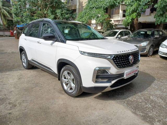 https://images10.gaadi.com/usedcar_image/4359645/original/processed_5654d8e137974c7e1af37e6b280c8b26.jpeg?imwidth=6400