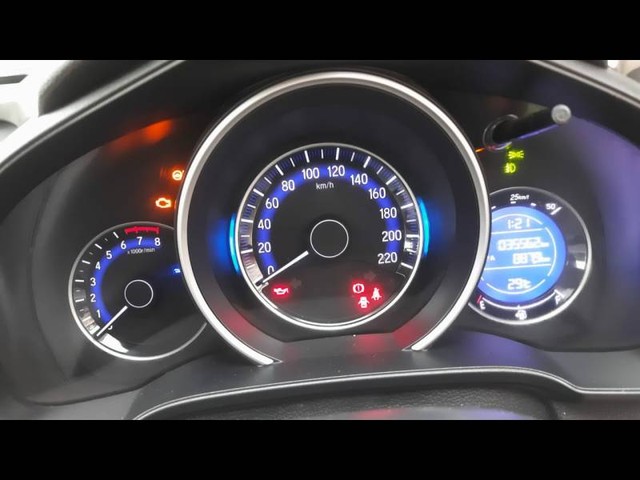 Second-hand 2016 Honda Jazz 1.2 V i VTEC for sale in Nagpur-4