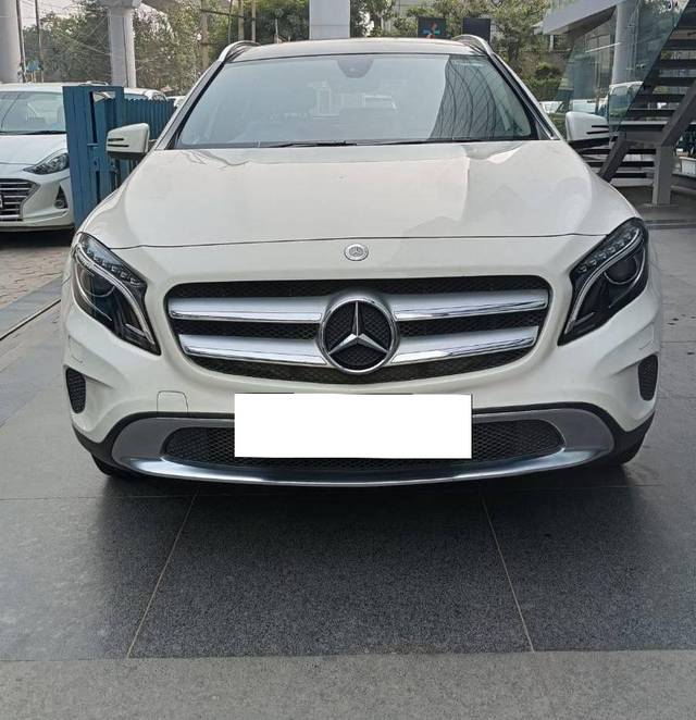 https://images10.gaadi.com/usedcar_image/4359719/original/processed_58a16d62d3e2c26384d0448cd9a43e60.jpg?imwidth=6400