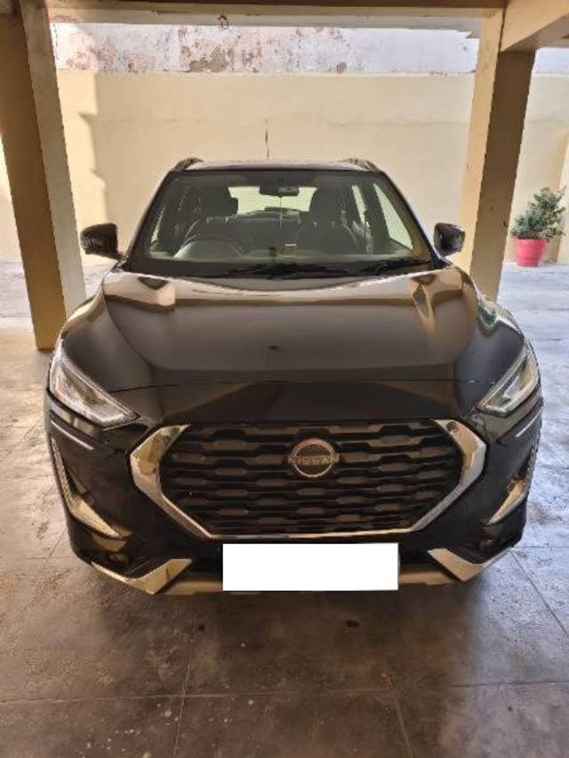 https://images10.gaadi.com/usedcar_image/4359746/original/processed_5cdd2ce4-8725-4f0f-ab43-2e438904762a.jpg?imwidth=6400