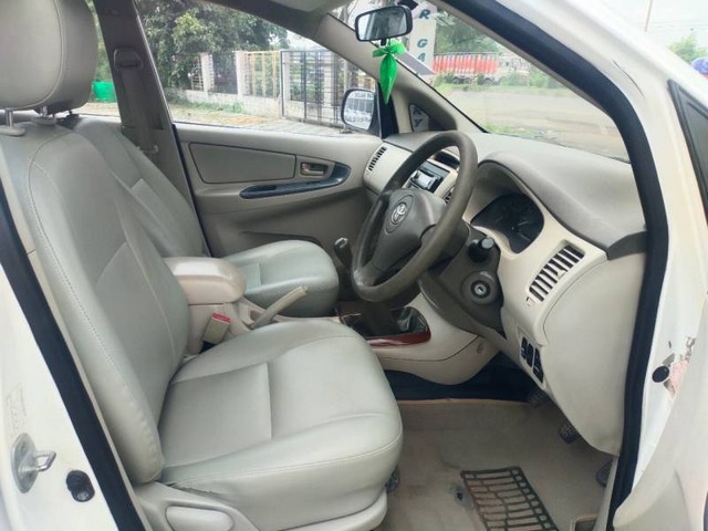 Second-hand 2012 Toyota Innova 2.5 G (Diesel) 7 Seater for sale in Nagpur-5