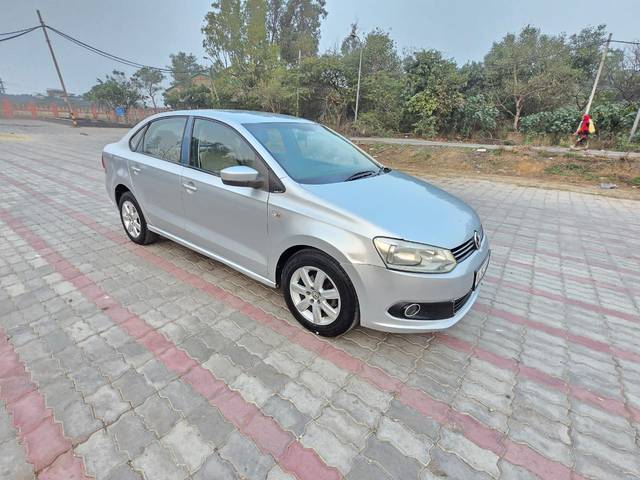 https://images10.gaadi.com/usedcar_image/4359758/original/4c2bf52fe1338a46642adec888e679ed.jpg?imwidth=6400