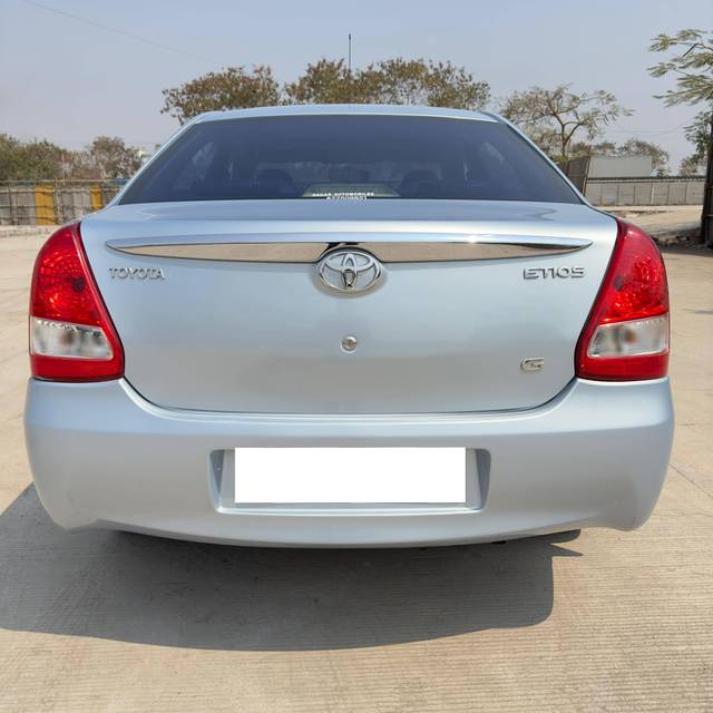 https://images10.gaadi.com/usedcar_image/4359763/original/processed_a6ce19d67aa7ee9dfe19b4b7cc801882.jpg?imwidth=6401