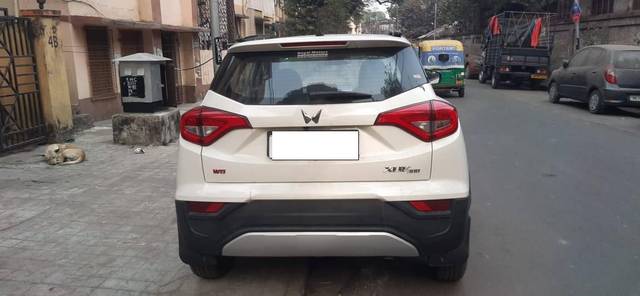 https://images10.gaadi.com/usedcar_image/4359778/original/processed_21b675717a8b333c6473bf17235391dc.jpg?imwidth=6401