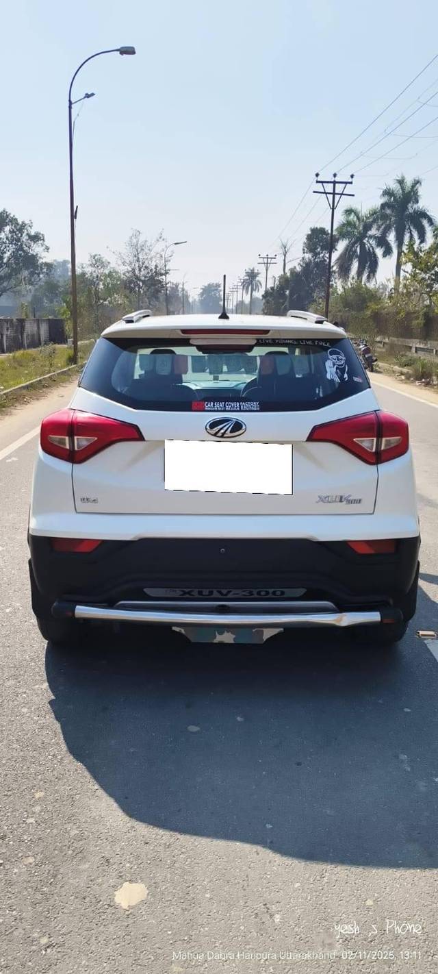 https://images10.gaadi.com/usedcar_image/4359796/original/processed_fc6d80952cc0aa20e79fc7f8adc3d6d3.jpg?imwidth=6400