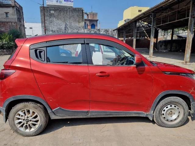 https://images10.gaadi.com/usedcar_image/4359819/original/processed_64de3879-f823-4b74-a14f-e37625d81b58.jpg?imwidth=6401