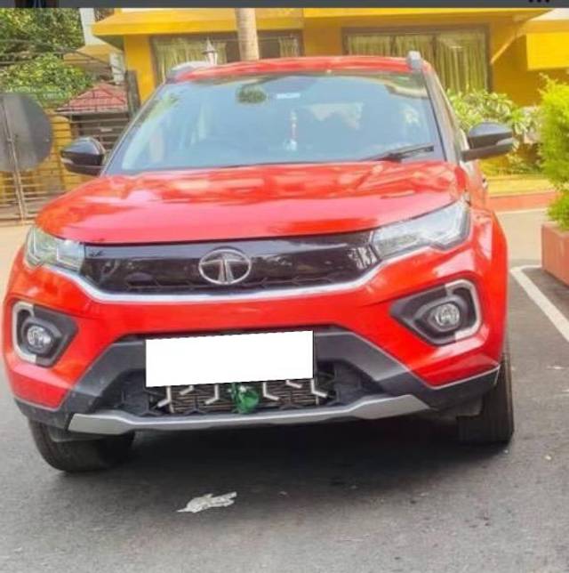 https://images10.gaadi.com/usedcar_image/4360037/original/processed_a9fadc07-907a-4881-81c7-dbad5dd034fc.jpeg?imwidth=6400