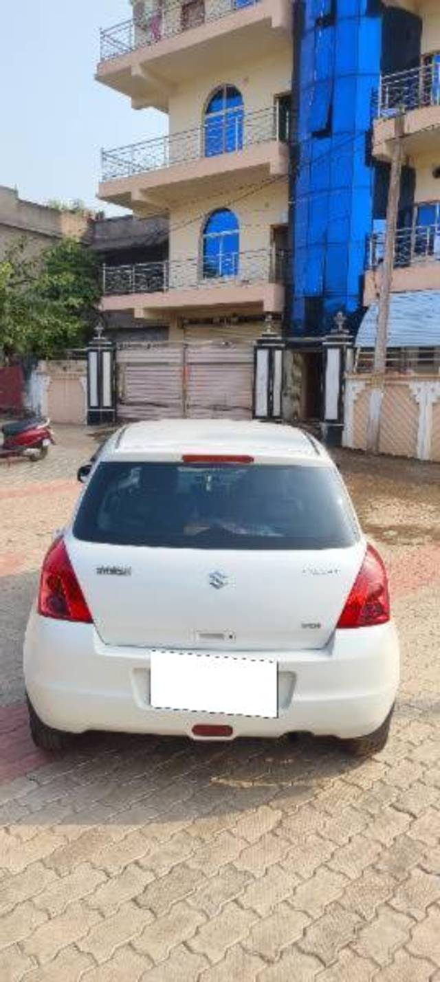 https://images10.gaadi.com/usedcar_image/4360038/original/processed_3c6f8f7b-3692-4fbd-9d34-f8dcb4953951.jpg?imwidth=6401