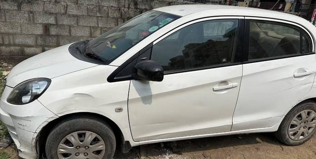 https://images10.gaadi.com/usedcar_image/4360071/original/processed_bae00258-a011-485d-b594-8004be289ddf.jpeg?imwidth=6400