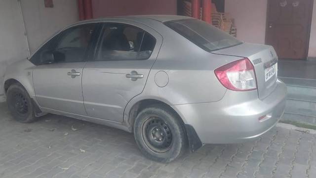 https://images10.gaadi.com/usedcar_image/4360209/original/processed_8e92b55d-54bd-40b1-a015-8a6a0cd73158.jpg?imwidth=6400