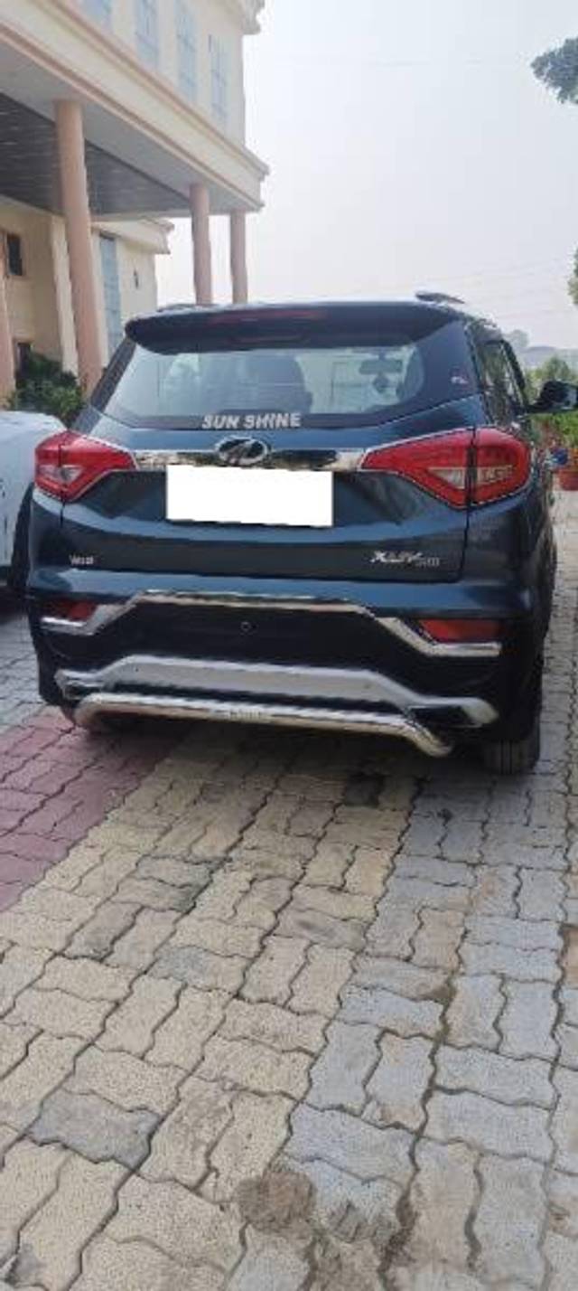 https://images10.gaadi.com/usedcar_image/4360332/original/processed_d62a9f50-2aee-4d99-ab9d-385fffef7362.jpg?imwidth=6401