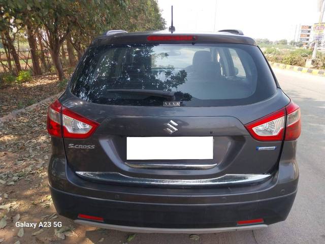 https://images10.gaadi.com/usedcar_image/4360337/original/processed_a0c50b1d8c4f95fe2935cf2a6ab1c57f.jpg?imwidth=6402