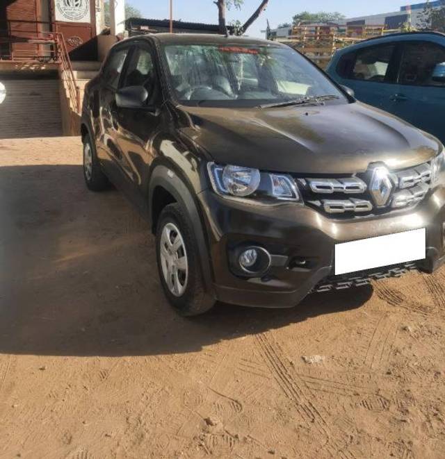 https://images10.gaadi.com/usedcar_image/4360378/original/processed_472c52f3-ee33-4156-baa7-c064ec4dfc09.jpg?imwidth=6400