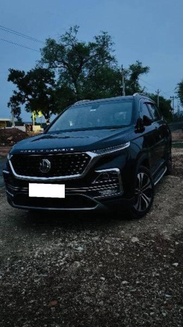 https://images10.gaadi.com/usedcar_image/4360387/original/processed_f528a5d1-c39c-41c1-b7c0-f2ec70d0053f.jpeg?imwidth=6402