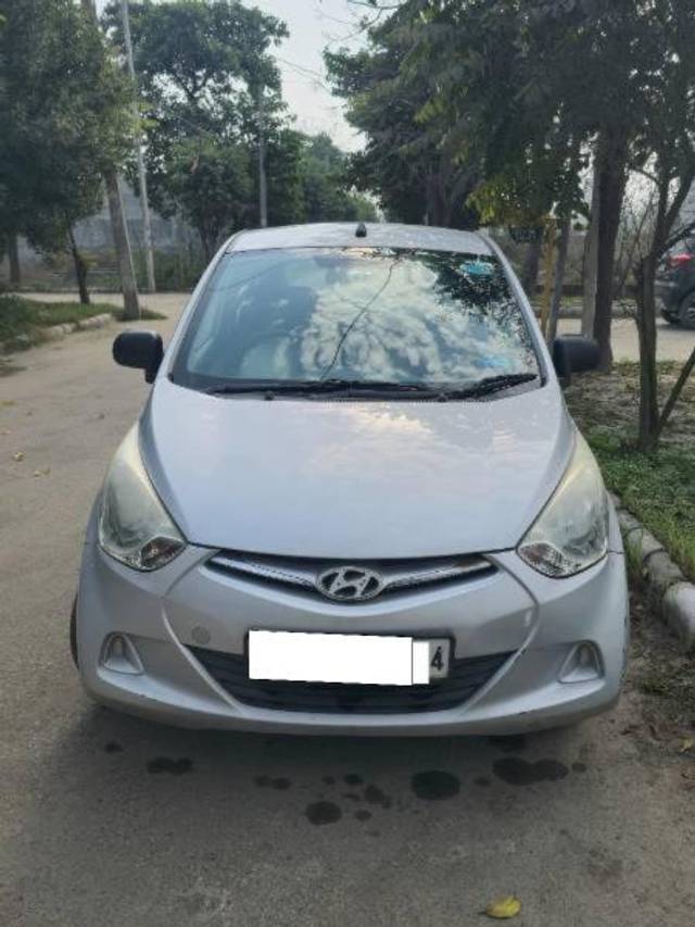 https://images10.gaadi.com/usedcar_image/4360622/original/processed_f935ab07-401b-4fa7-a18d-4fec01b952d0.jpg?imwidth=6400