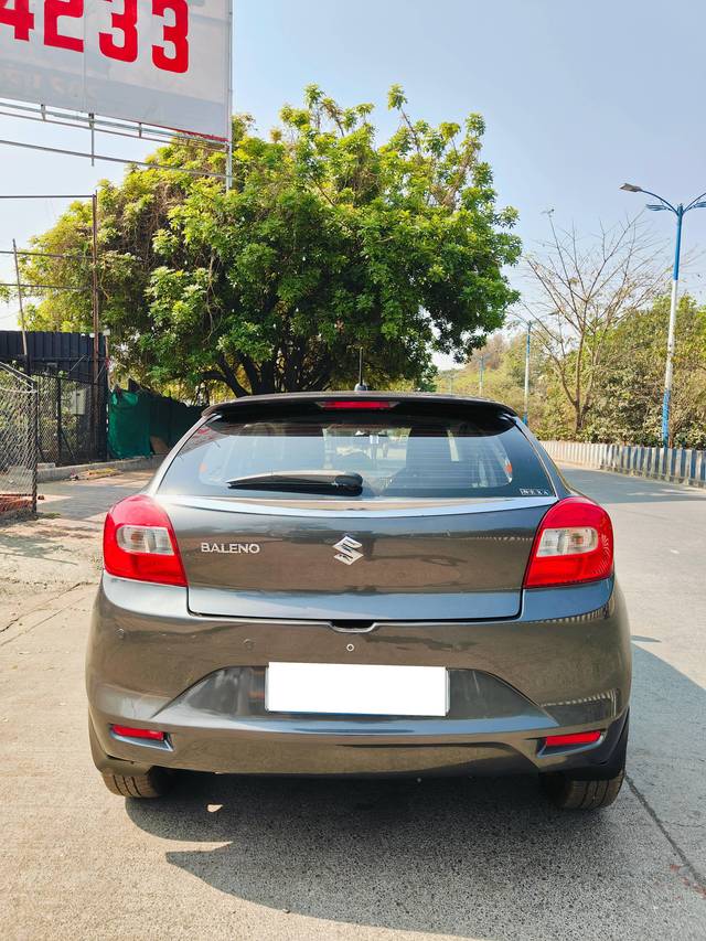 https://images10.gaadi.com/usedcar_image/4360624/original/processed_a16834638b0355f321c2d31b1558cf32.jpg?imwidth=6401