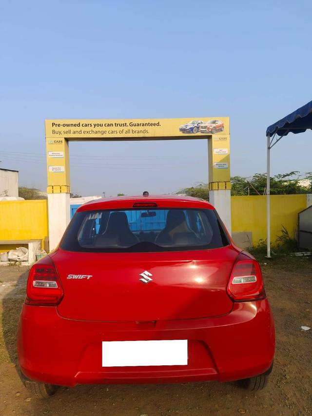 https://images10.gaadi.com/usedcar_image/4360627/original/processed_e15a5049283d963c8e7d5556cbc8670e.jpg?imwidth=6401