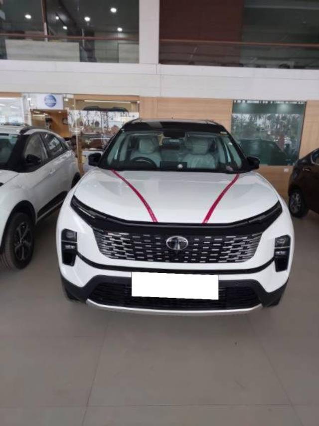 https://images10.gaadi.com/usedcar_image/4360680/original/processed_43c7d99c-8392-4230-93a7-8b86bdfdfbf5.jpeg?imwidth=6400