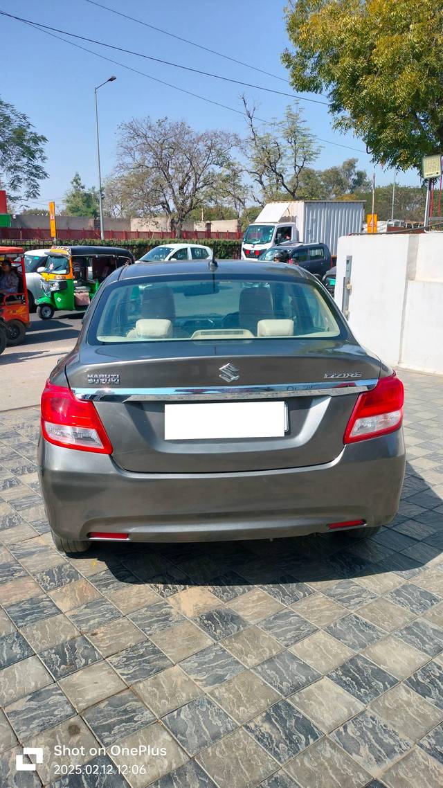 https://images10.gaadi.com/usedcar_image/4360734/original/processed_e41d34c0f12a4f3217da4027180c6720.jpg?imwidth=6401