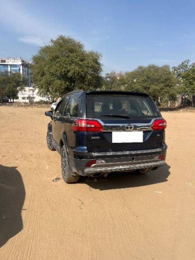 https://images10.gaadi.com/usedcar_image/4360758/original/2fed300a127cafc493fa66822a1a0aca.jpeg?imwidth=6402