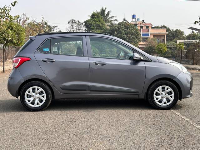 https://images10.gaadi.com/usedcar_image/4360815/original/processed_9b5fed6376c1d1d4ac4c015e489a69e7.jpg?imwidth=6401