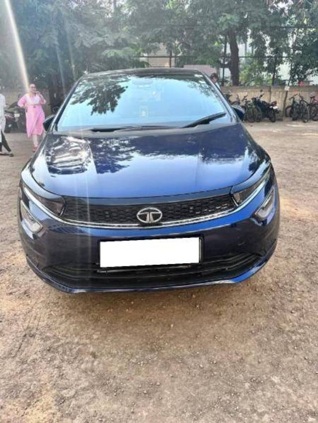 https://images10.gaadi.com/usedcar_image/4360821/original/266e556878db9a5e32b88dce36fe69b8.jpeg?imwidth=6400