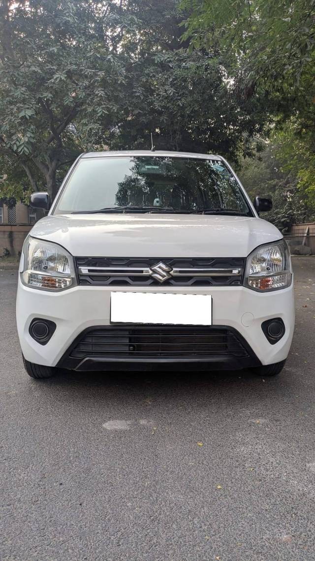 https://images10.gaadi.com/usedcar_image/4360854/original/processed_f0c2bdf30f90ac03e6b5bf7c9040fbcb.jpg?imwidth=6400