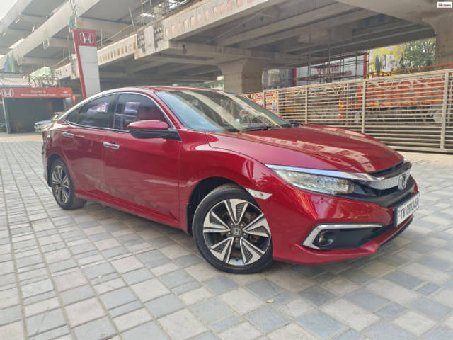 https://images10.gaadi.com/usedcar_image/4360876/original/6ae009c9c626b2f1aa5886ae6cd04fdf.jpg?imwidth=6400