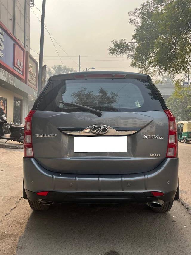 https://images10.gaadi.com/usedcar_image/4360892/original/processed_97e536b0ee661140c620ccad0df4e782.jpg?imwidth=6402