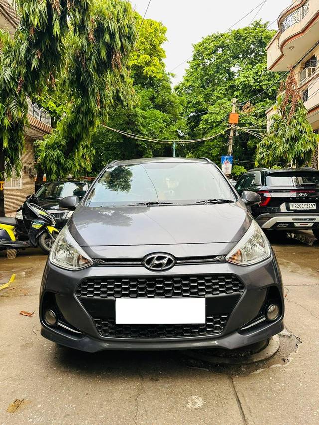 https://images10.gaadi.com/usedcar_image/4360910/original/processed_2ffecd2461fcc522322c4e9f0062c47f.jpg?imwidth=6400