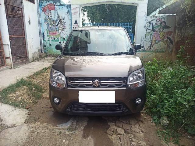 https://images10.gaadi.com/usedcar_image/4360948/original/processed_28a17eea-fd25-4309-8863-9a0d318d1e56.jpg?imwidth=6402