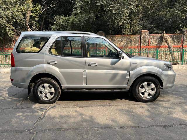 https://images10.gaadi.com/usedcar_image/4360960/original/processed_c0533066e41230b16fb8118e8802754b.jpg?imwidth=6401