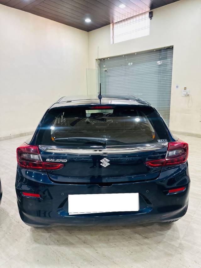 https://images10.gaadi.com/usedcar_image/4360969/original/processed_6c80c1064fd289958b310a346b41ada1.jpg?imwidth=6402