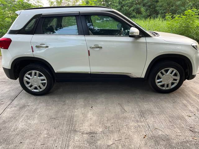 https://images10.gaadi.com/usedcar_image/4360982/original/3feb3f8004e871309ae5cc7211979ca7.jpg?imwidth=6401