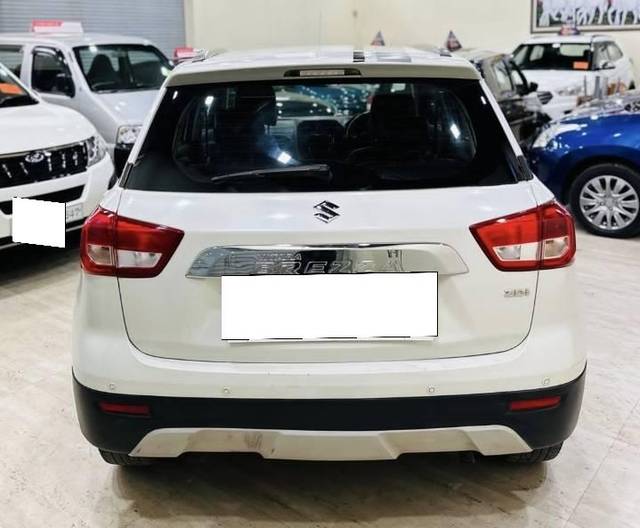 https://images10.gaadi.com/usedcar_image/4361043/original/processed_50bc1a5d9ea2fc79dcb387f9b16e2ba8.jpg?imwidth=6401