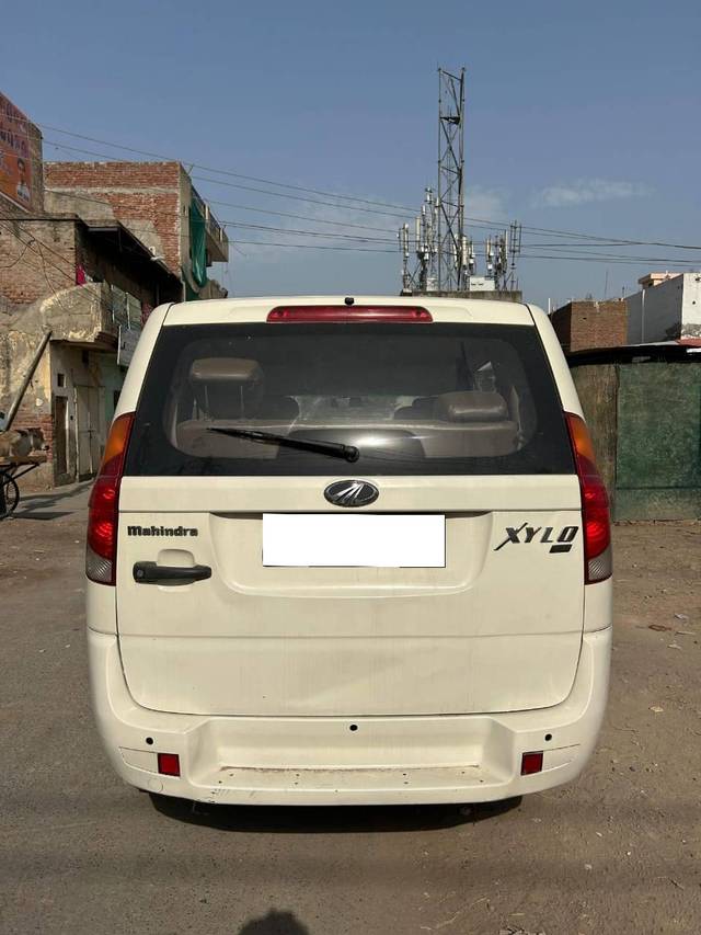 https://images10.gaadi.com/usedcar_image/4361062/original/processed_13912c2d933fb3c82217ae097b75a112.jpg?imwidth=6401