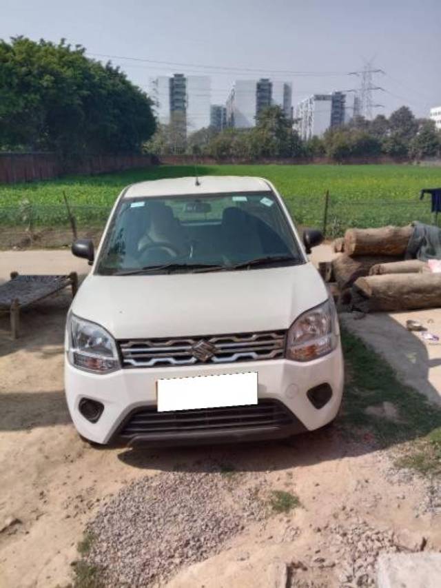 https://images10.gaadi.com/usedcar_image/4361065/original/processed_3956b429-6dca-4b7d-a4f0-ad63ecb17703.jpg?imwidth=6400