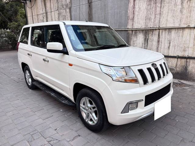 https://images10.gaadi.com/usedcar_image/4361071/original/processed_1716f2dc1b5ff2e138889bdd0481df20.jpeg?imwidth=6400