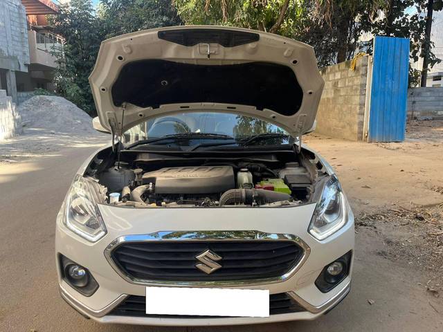 https://images10.gaadi.com/usedcar_image/4361189/original/processed_e47e79229deb57ffddd297bfaea85aab.jpg?imwidth=6400