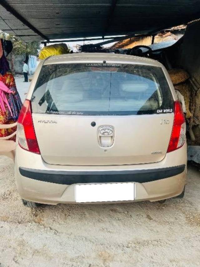 https://images10.gaadi.com/usedcar_image/4361219/original/processed_88da12f5-2fca-498c-96ad-7e68de9b1f62.jpeg?imwidth=6401