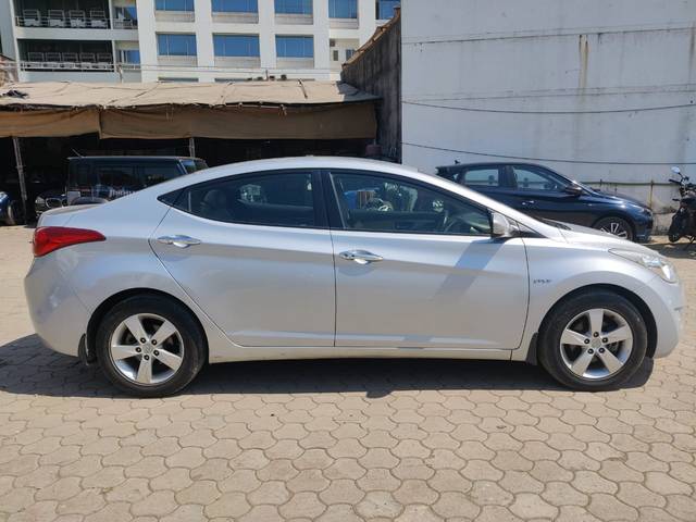 https://images10.gaadi.com/usedcar_image/4361239/original/1ed7d7180914c2016f5fd3f5d566339d.jpeg?imwidth=6401