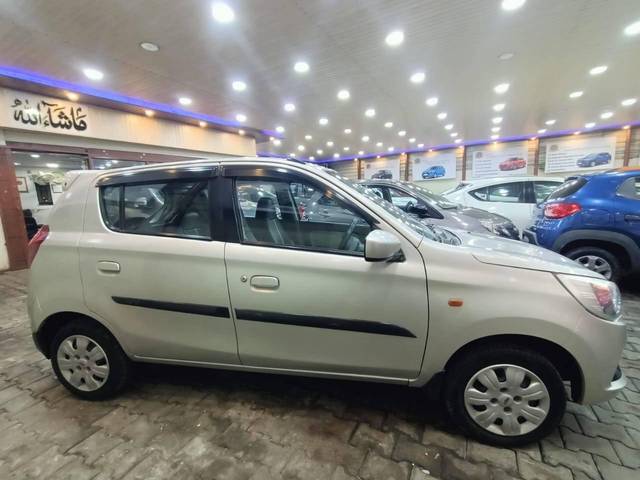 https://images10.gaadi.com/usedcar_image/4361351/original/processed_5f726719833d80978f22debfb074f3d4.jpeg?imwidth=6401