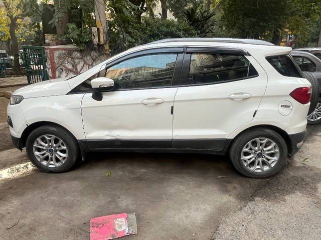 https://images10.gaadi.com/usedcar_image/4361377/original/0b6787175a1df1e3777fec98f994e93d.jpg?imwidth=6400