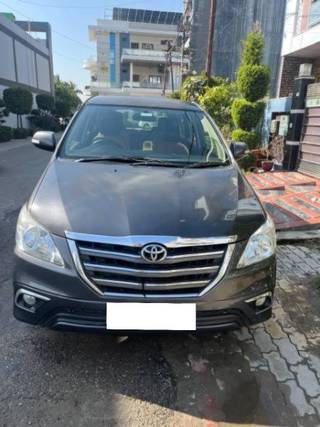 Toyota Innova Toyota Innova 2.5 VX (Diesel) 7 Seater BS IV