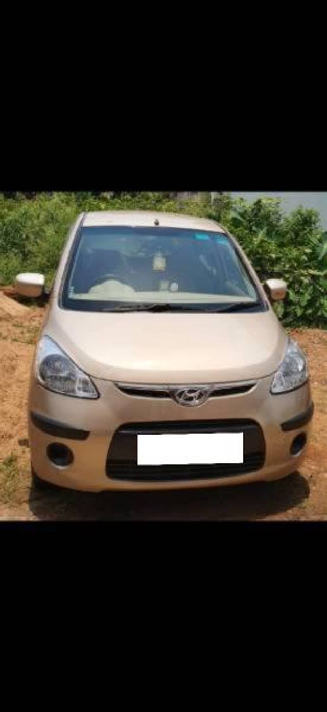 https://images10.gaadi.com/usedcar_image/4361429/original/processed_2467bd1c-6d07-4b32-9b0f-5b54d4c01454.jpg?imwidth=6400