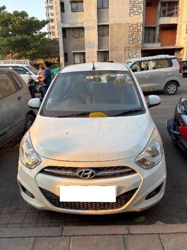 https://images10.gaadi.com/usedcar_image/4361433/original/ae0382c5109ce56b84482dc8b271124c.jpg?imwidth=6402