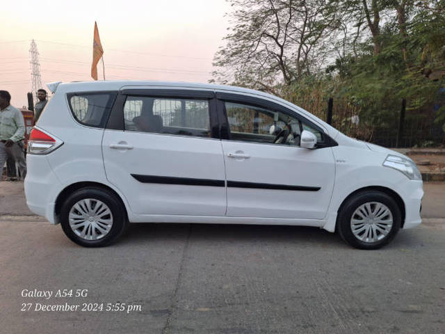 https://images10.gaadi.com/usedcar_image/4361474/original/processed_faa7b07bc1e293a9fa4dccd1a0ff4e3a.png?imwidth=6402