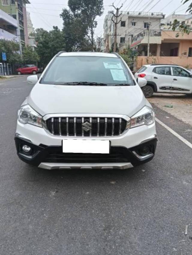 https://images10.gaadi.com/usedcar_image/4361492/original/processed_25f7a4e4-82c7-443d-95ea-725747b1a42e.jpg?imwidth=6400