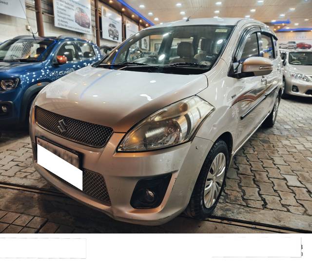 https://images10.gaadi.com/usedcar_image/4361494/original/processed_8aa475da901fccca127b6727a22a8f4d.jpeg?imwidth=6400