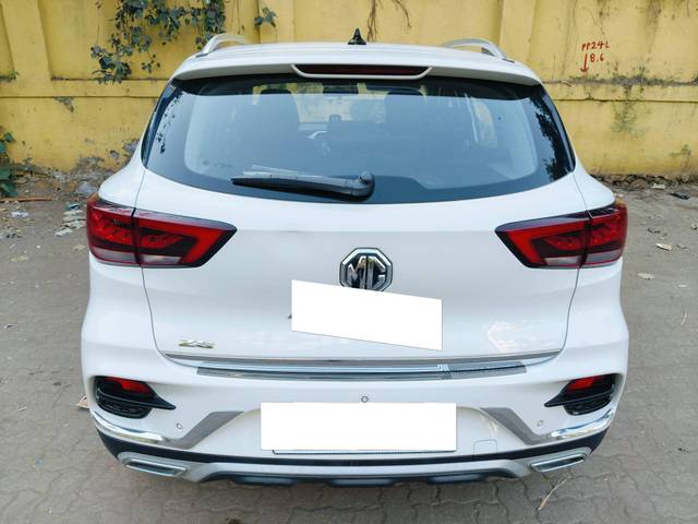 https://images10.gaadi.com/usedcar_image/4361544/original/processed_3ee87f28509b54882048b5fa36b20483.jpg?imwidth=6402